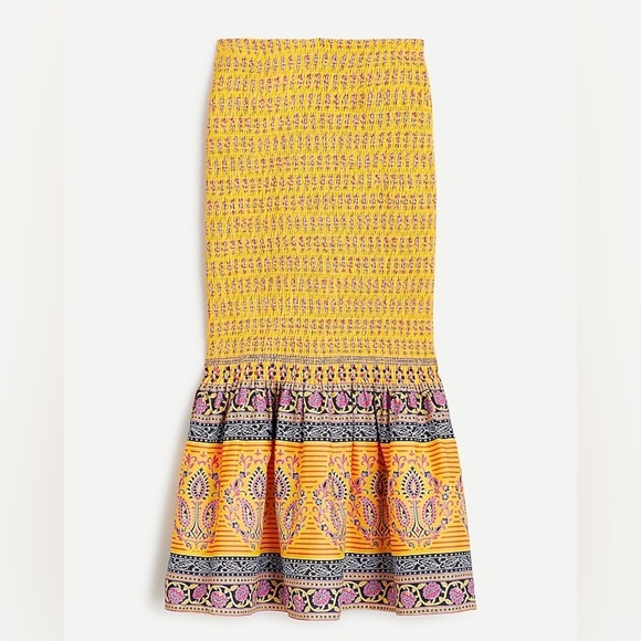 J. Crew Dresses & Skirts - J Crew smocked sunny skirt